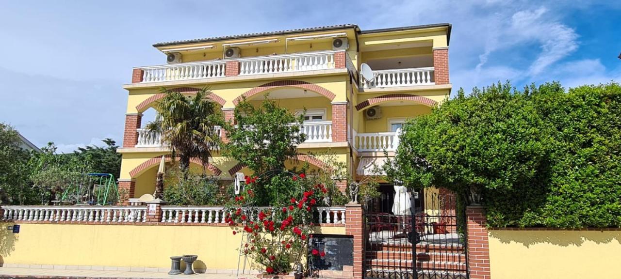 Bed & Breakfast Barbara 诺维·维诺多尔斯基 外观 照片