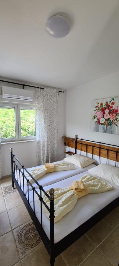 Bed & Breakfast Barbara 诺维·维诺多尔斯基 外观 照片