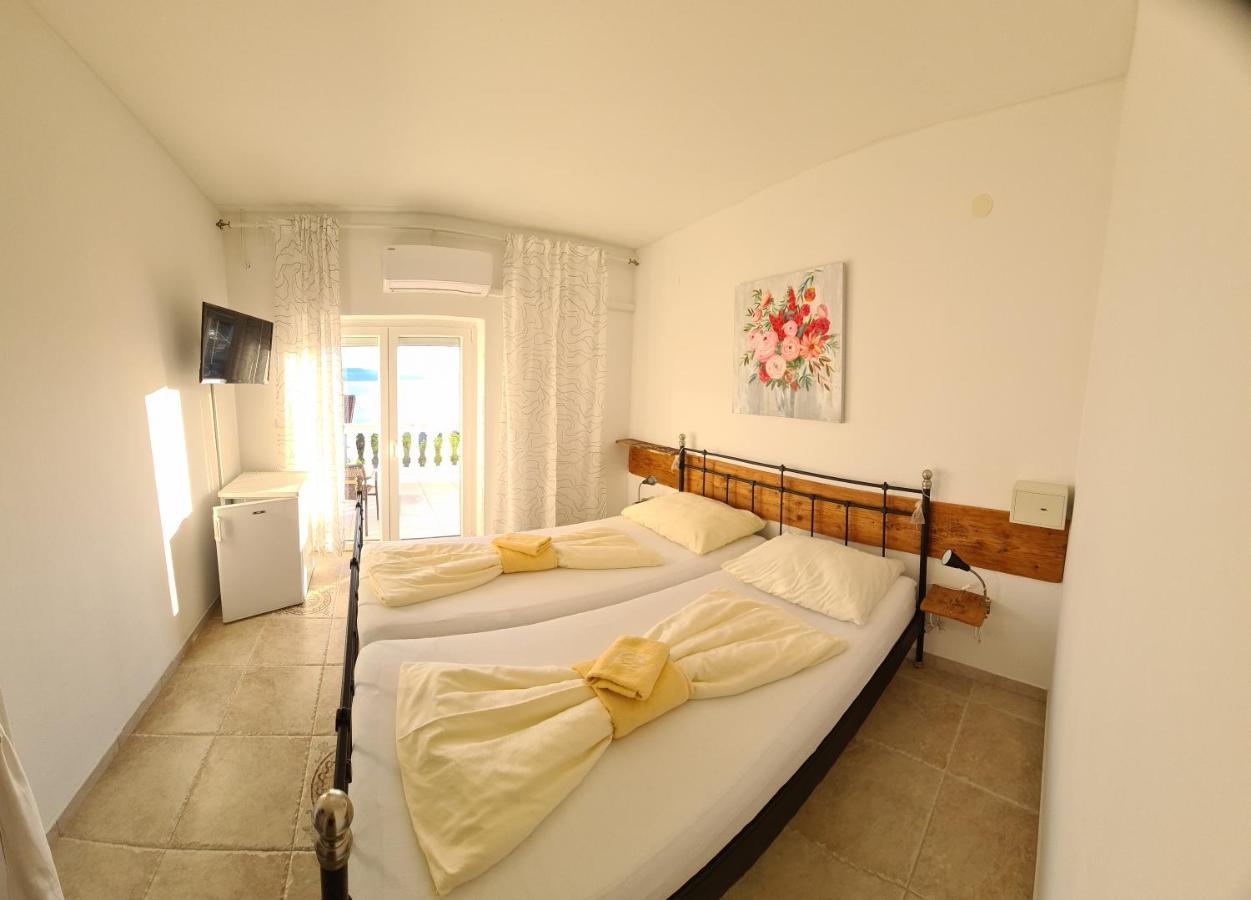 Bed & Breakfast Barbara 诺维·维诺多尔斯基 外观 照片